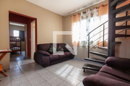 Sala de apartamento para alugar com 2 quartos, 130m² em Jardim Las Palmas, Guarujá