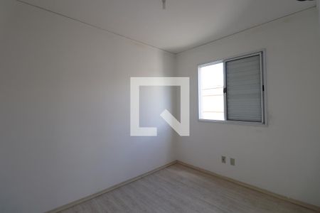 Quarto 1 de apartamento para alugar com 2 quartos, 47m² em Parque Industrial Cumbica, Guarulhos