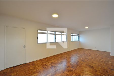 Apartamento à venda com 150m², 3 quartos e 1 vagaSala