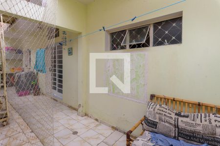 Casa à venda com 600m², 3 quartos e 2 vagas Casa à venda com 600m², 3 quartos e 2 vagasEdícula- 2