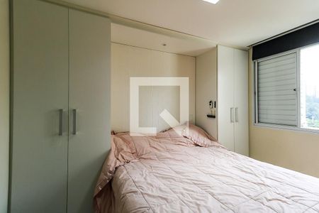 Quarto 1 de apartamento para alugar com 2 quartos, 49m² em Vila Suzana, São Paulo