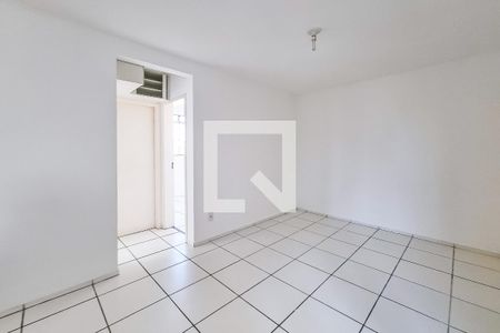 Sala de apartamento para alugar com 2 quartos, 45m² em São João Batista (venda Nova), Belo Horizonte