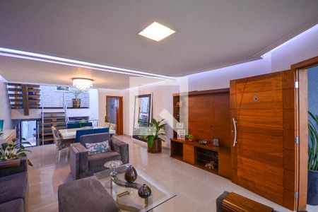 Sala de casa à venda com 3 quartos, 185m² em Jardim Maria Estela, São Paulo