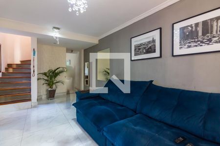 Sala  de casa à venda com 3 quartos, 155m² em Vila Dalva, Osasco