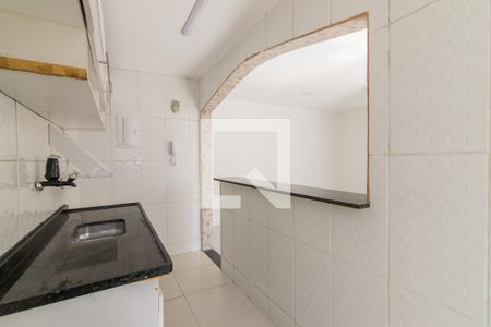 Cozinha e Área de Serviço de apartamento à venda com 2 quartos, 56m² em Pechincha, Rio de Janeiro