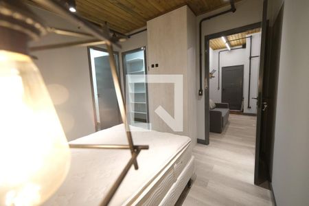 Suíte de apartamento para alugar com 1 quarto, 55m² em Centro, Curitiba