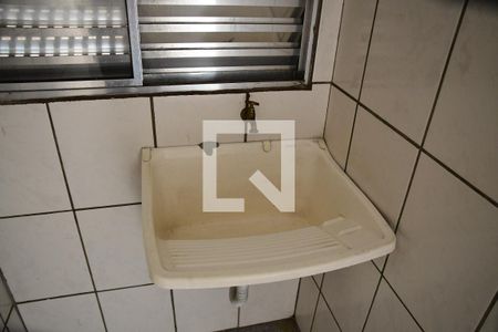 Área de Serviço de apartamento para alugar com 1 quarto, 35m² em Jardim Santa Tereza, Embu das Artes