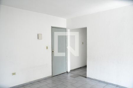 Sala de apartamento para alugar com 2 quartos, 60m² em Jardim Santa Tereza, Embu das Artes