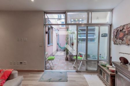 Sala de apartamento à venda com 3 quartos, 100m² em Laranjeiras, Rio de Janeiro