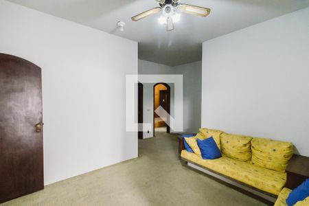 Corredor de casa para alugar com 3 quartos, 404m² em Vila Romana, São Paulo