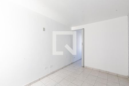 Sala de apartamento para alugar com 3 quartos, 53m² em Conjunto Residencial José Bonifácio, São Paulo