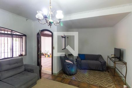 Sala de casa à venda com 3 quartos, 120m² em Vila Marieta, São Paulo