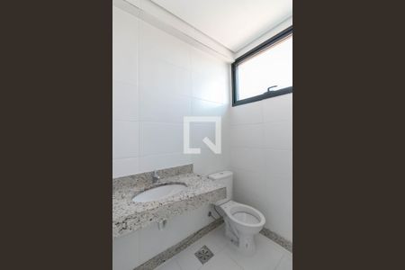 Banheiro de kitnet/studio à venda com 1 quarto, 29m² em Barro Preto, Belo Horizonte