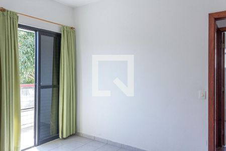 Quarto 1 de apartamento para alugar com 2 quartos, 69m² em Jardim Enseada, Guarujá