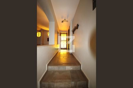Pavimento inferior - Entrada de casa à venda com 3 quartos, 360m² em Vila Brandina, Campinas
