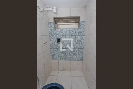 Banheiro  de apartamento para alugar com 1 quarto, 40m² em Vila Clara, São Paulo