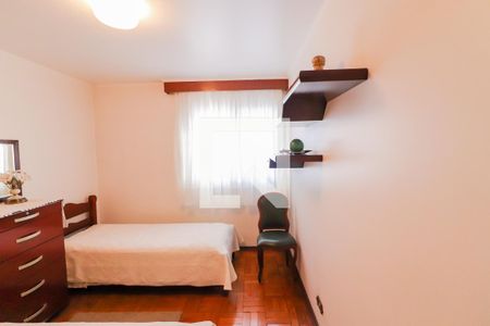 Quarto 1 de casa à venda com 3 quartos, 180m² em Jardim Rizzo, São Paulo