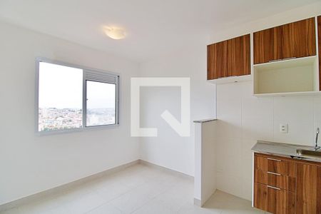 Sala/Cozinha de apartamento para alugar com 2 quartos, 33m² em Parque Munhoz, São Paulo