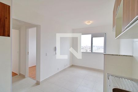 Sala/Cozinha de apartamento para alugar com 2 quartos, 33m² em Parque Munhoz, São Paulo