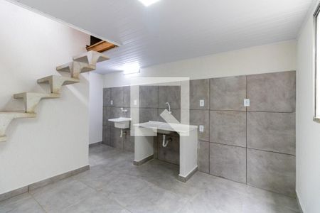 Cozinha  de casa para alugar com 1 quarto, 28m² em Bosque da Saúde, São Paulo