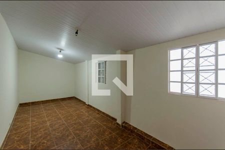 Quarto de casa à venda com 2 quartos, 80m² em Jardim Três Marias, São Paulo