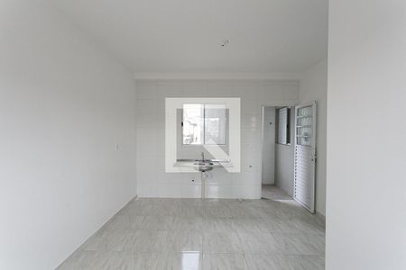 Sala e Cozinha de apartamento para alugar com 2 quartos, 43m² em Vila Ré, São Paulo