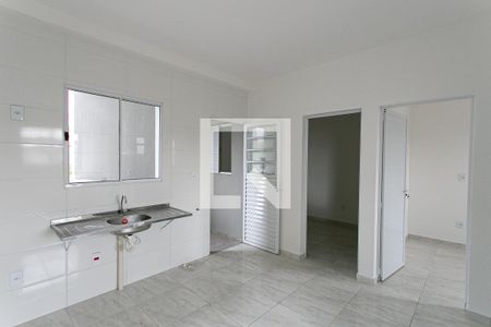 Sala e Cozinha de apartamento para alugar com 2 quartos, 43m² em Vila Ré, São Paulo