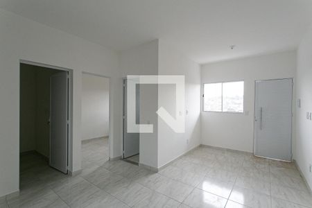 Sala e Cozinha de apartamento para alugar com 2 quartos, 43m² em Vila Ré, São Paulo