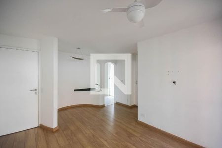 Sala de apartamento para alugar com 1 quarto, 45m² em Real Parque, São Paulo