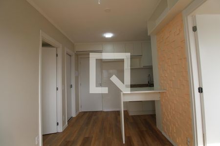 Sala de apartamento para alugar com 2 quartos, 34m² em Santo Amaro, São Paulo