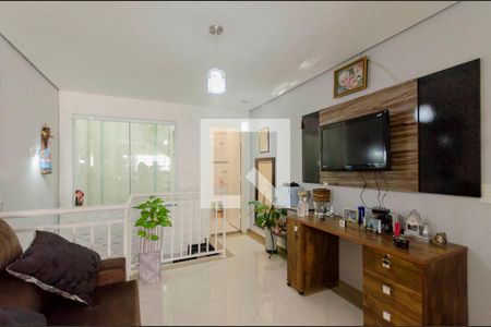 Casa de condomínio à venda com 105m², 2 quartos e 1 vagaSala
