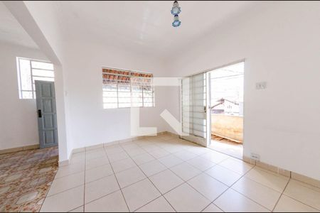 Sala de casa à venda com 4 quartos, 280m² em Carlos Prates, Belo Horizonte