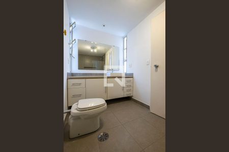 Suíte - Banheiro de apartamento para alugar com 3 quartos, 130m² em Jardim Paulista, São Paulo