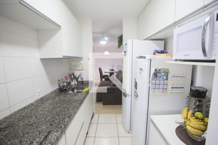 Cozinha de apartamento para alugar com 2 quartos, 50m² em Curicica, Rio de Janeiro