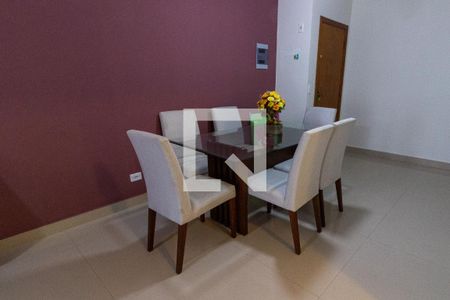 Detalhe da sala de jantar de apartamento para alugar com 3 quartos, 80m² em Vila Tupi, Praia Grande