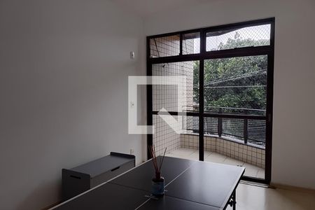 Quarto 1 de apartamento para alugar com 3 quartos, 145m² em Jardim Guanabara, Rio de Janeiro