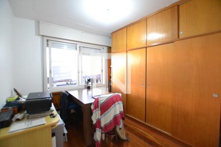 Quarto 2 de apartamento para alugar com 3 quartos, 86m² em Vila Assunção, Porto Alegre