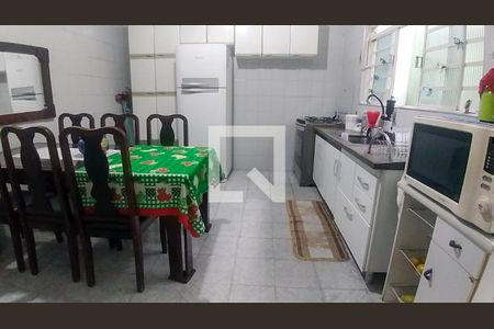 Cozinha de casa à venda com 3 quartos, 150m² em Vila Jacuí, São Paulo