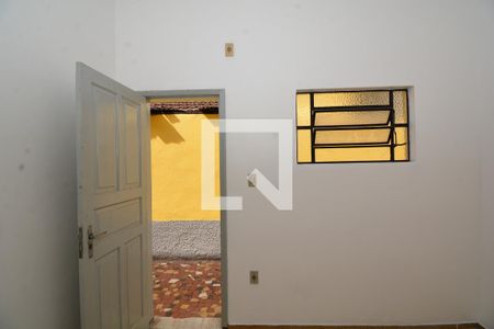 Sala/Cozinha de kitnet/studio para alugar com 1 quarto, 12m² em Madureira, Rio de Janeiro