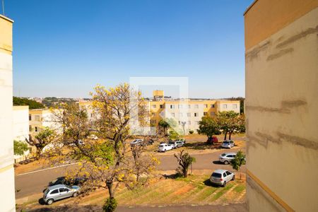 Vista da Sala de TV de apartamento à venda com 2 quartos, 62m² em Conjunto Residencial Parque Bandeirantes, Campinas