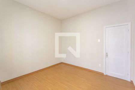 Sala de apartamento para alugar com 3 quartos, 110m² em Santo Antônio, Belo Horizonte