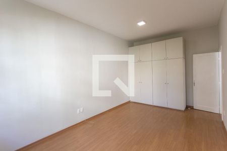 Quarto 1 de apartamento para alugar com 3 quartos, 110m² em Santo Antônio, Belo Horizonte