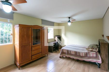 Quarto de casa para alugar com 1 quarto, 50m² em Santa Efigênia, Belo Horizonte