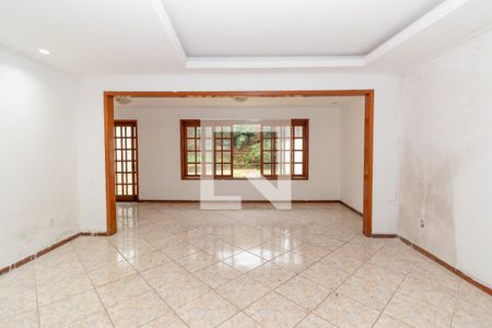 Sala de casa à venda com 4 quartos, 332m² em Rubem Berta, Porto Alegre