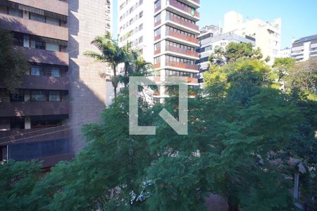 Sala vista de apartamento para alugar com 2 quartos, 111m² em Rio Branco, Porto Alegre