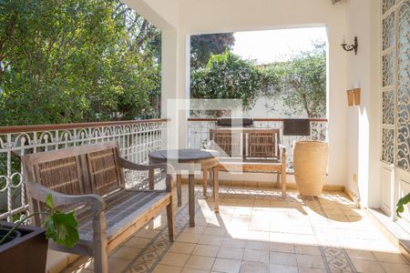 Entrada de casa para alugar com 3 quartos, 220m² em Alto da Lapa, São Paulo