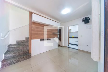 Sala de casa à venda com 2 quartos, 80m² em Vila Valparaíso, Santo André