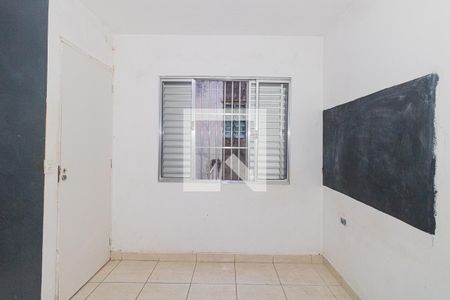 Quarto 1 de casa para alugar com 2 quartos, 120m² em Parque Casa de Pedra, São Paulo