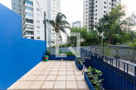 Casa à venda com 120m², 2 quartos e 1 vaga Casa à venda com 120m², 2 quartos e 1 vagaTerraço