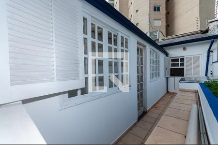 Casa à venda com 120m², 2 quartos e 1 vaga Casa à venda com 120m², 2 quartos e 1 vagaTerraço